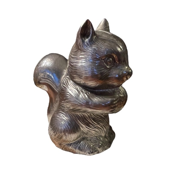 Vintage Cast Metal Squirrel Piggy Bank 1950s Japan Woodland Decor Accent Critter - Picture 2 of 7